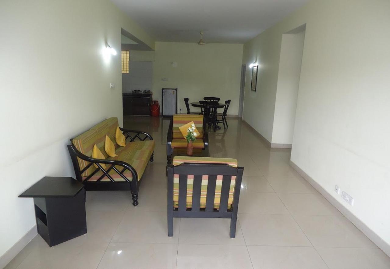 The Green Path Eco Hotel Bangalore Bagian luar foto
